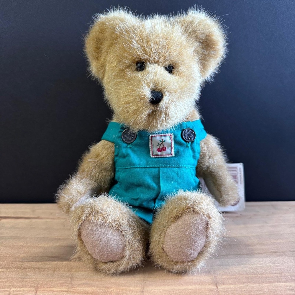 Boyds Bears CJ Cherrybeary 10" Plush NWT Vintage Best Dressed Overalls